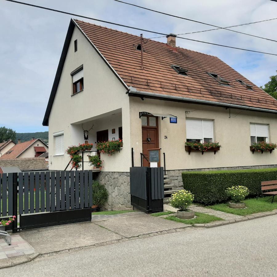 Gasthof Rozsa Vendeghaz Visegrád